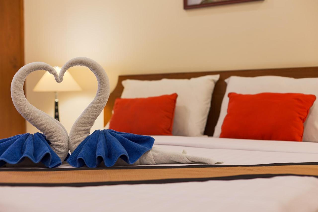 Smile House Karon Hotell Exteriör bild